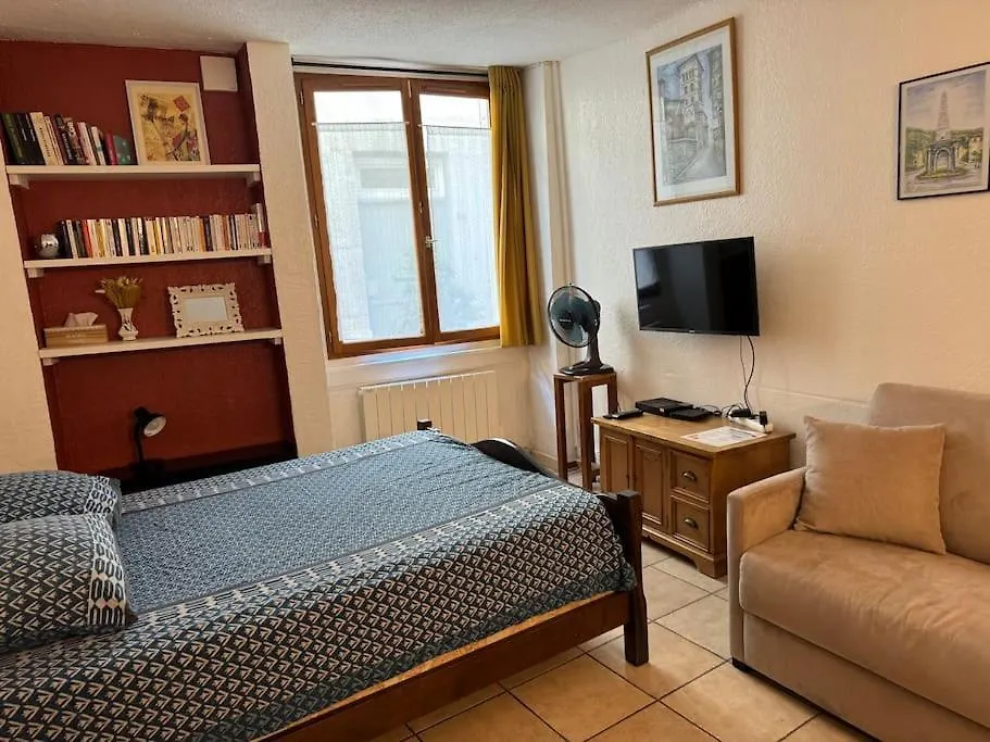 Apartment Le Rousseau Studio Hyper Centre Vienne